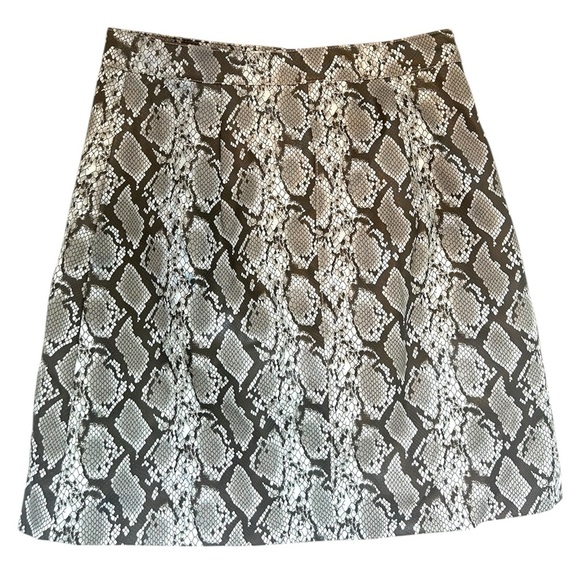 Divided By H&M Woman’s 0 Faux Snake Print Mini Skirt - Picture 5 of 8